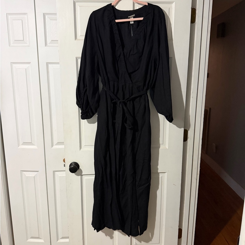 Women's Bishop Long Sleeve Maxi Faux Wrap Dress - Ava & Viv™ Black